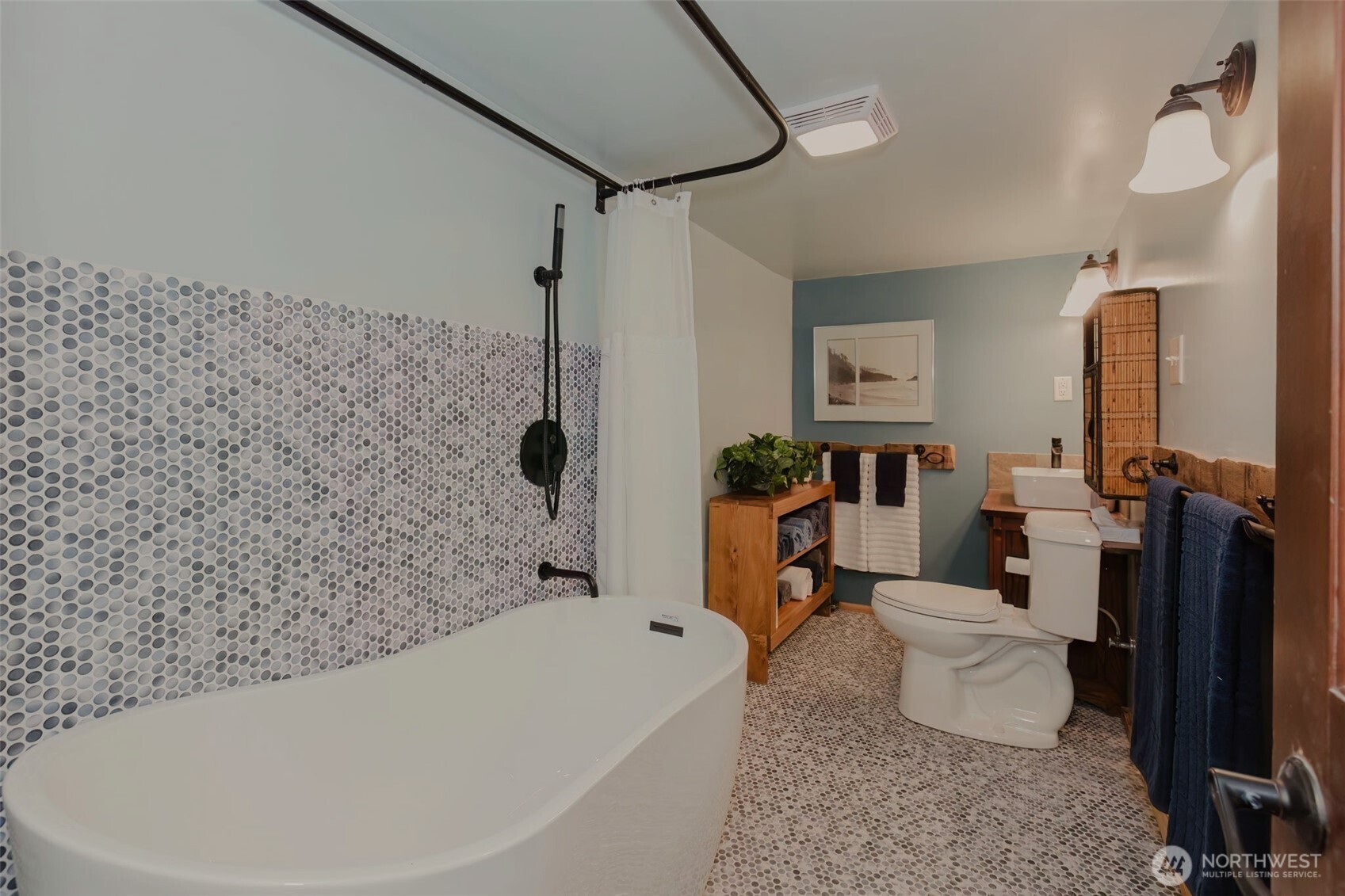 62 NE Southridge Drive , Belfair, WA 98528