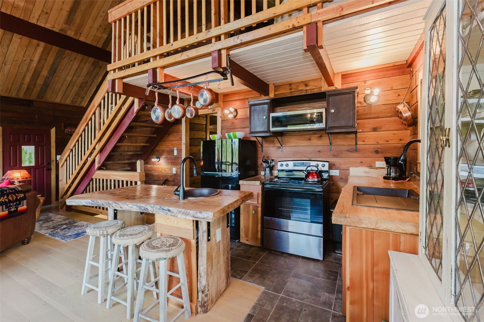 62 NE Southridge Drive , Belfair, WA 98528