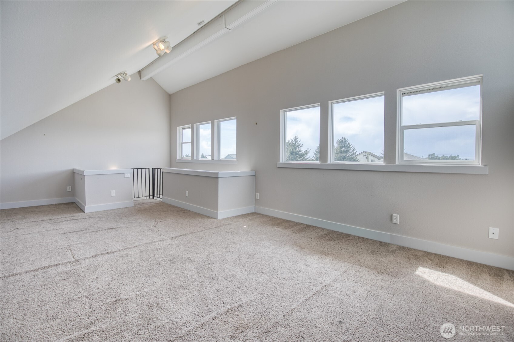 260 Ocean shores Boulevard SW, Ocean Shores, WA 98569