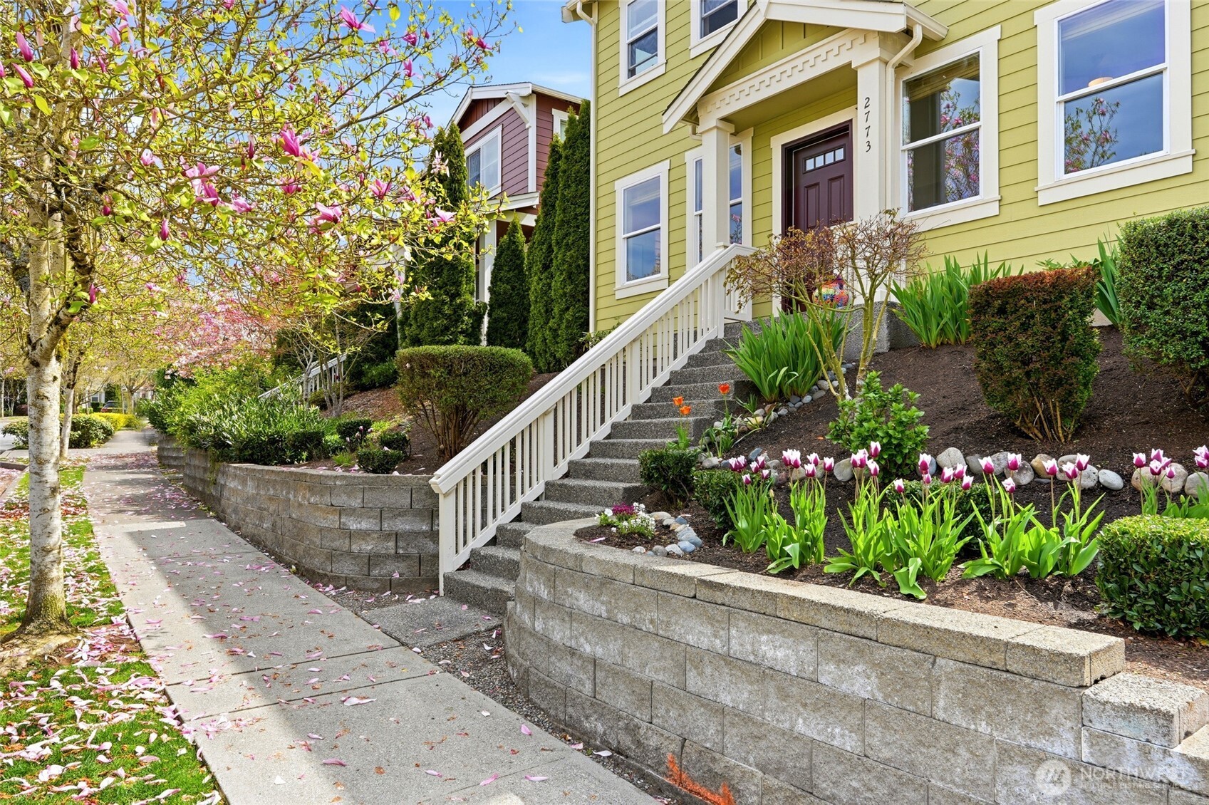 2773 NE Magnolia Street , Issaquah, WA 98029