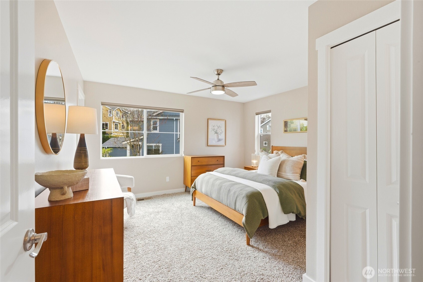 2773 NE Magnolia Street , Issaquah, WA 98029