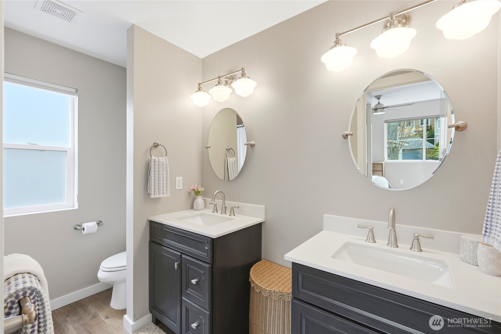 2773 NE Magnolia Street , Issaquah, WA 98029