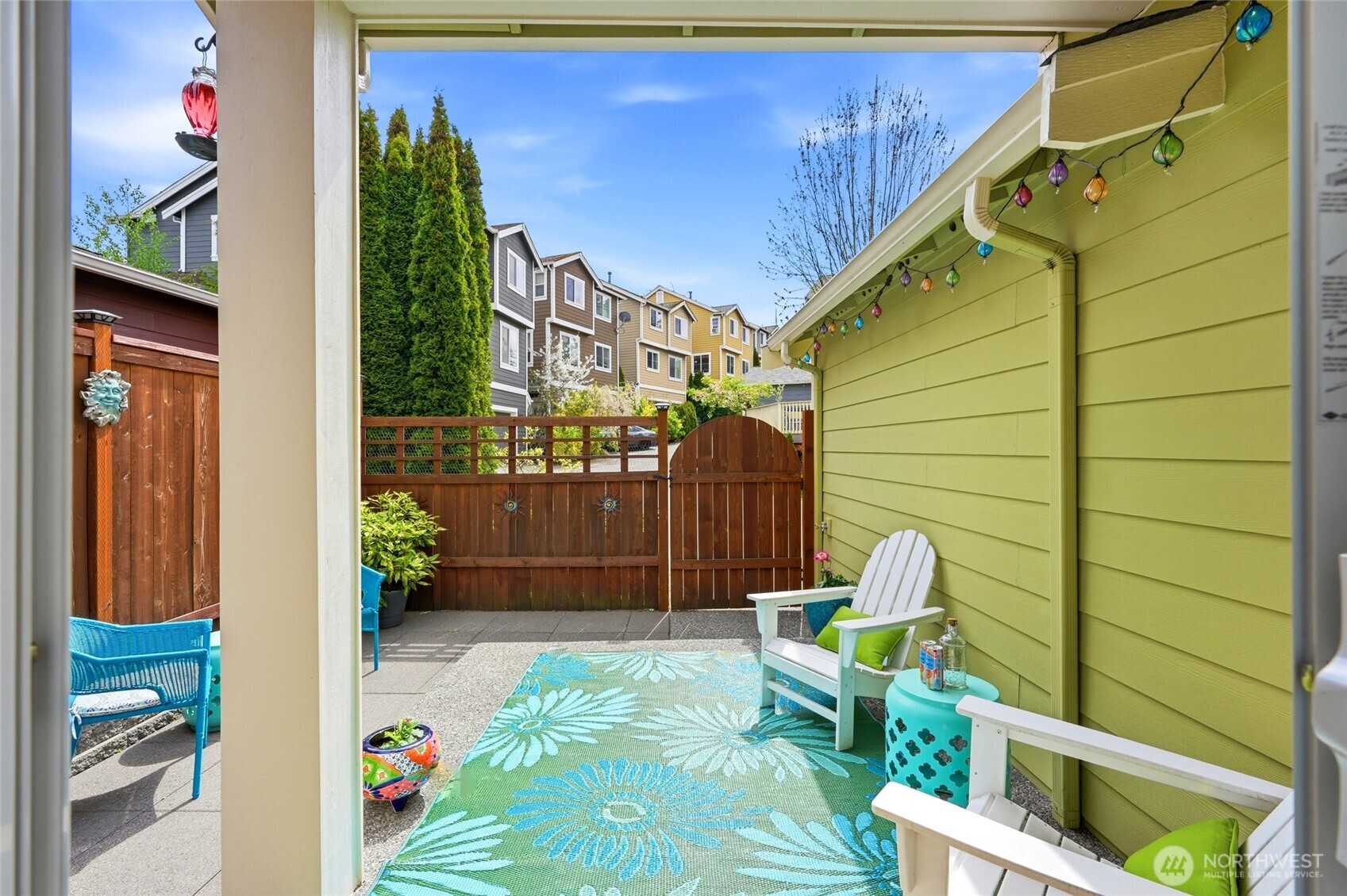 2773 NE Magnolia Street , Issaquah, WA 98029