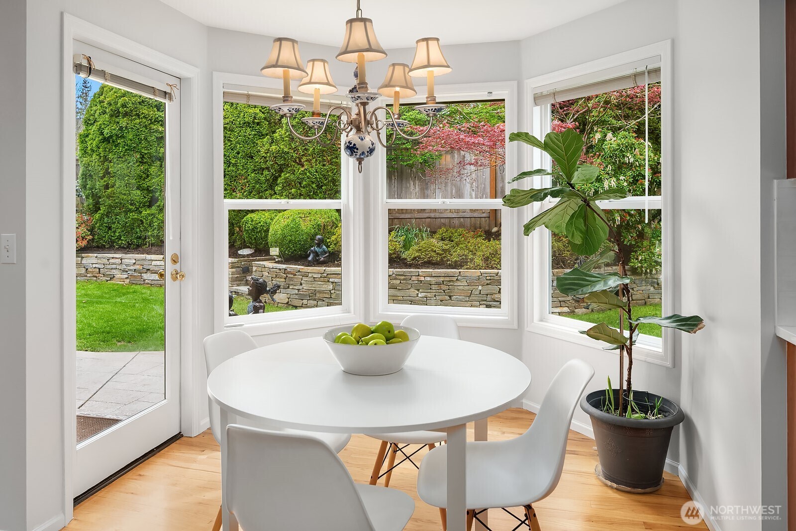 24505 SE 45th Street , Issaquah, WA 98029