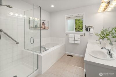 24505 SE 45th Street , Issaquah, WA 98029 - Photo 20