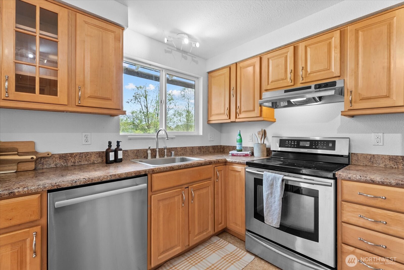 11820 SE 316th Place , Auburn, WA 98092