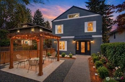 2609 10th Avenue W, Seattle, WA 98119