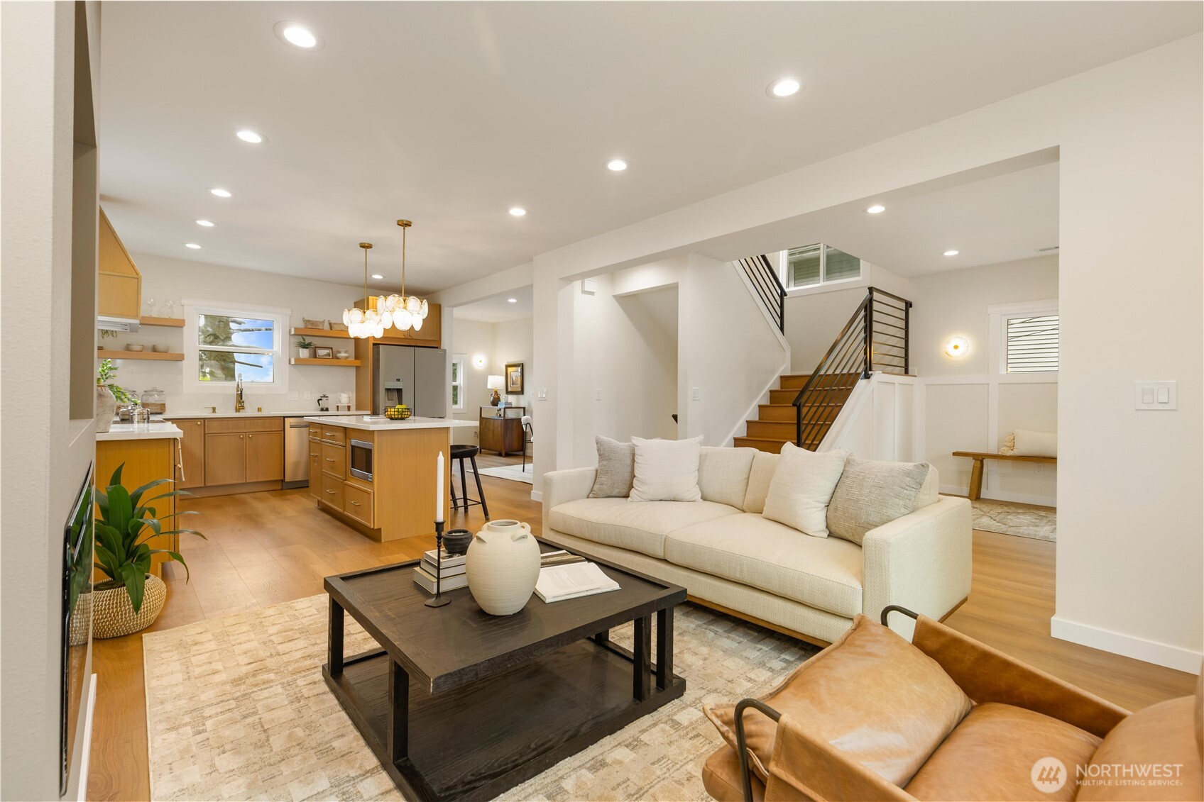 2609 10th Avenue W, Seattle, WA 98119