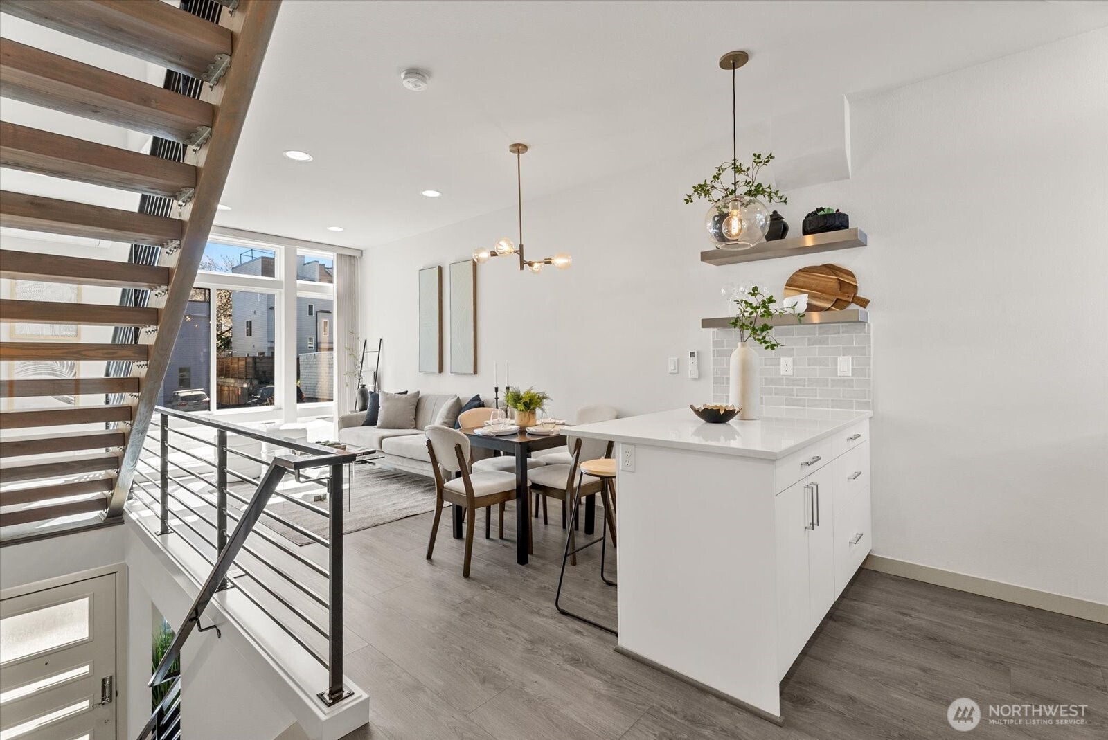 966 N Allen Place , Seattle, WA 98103