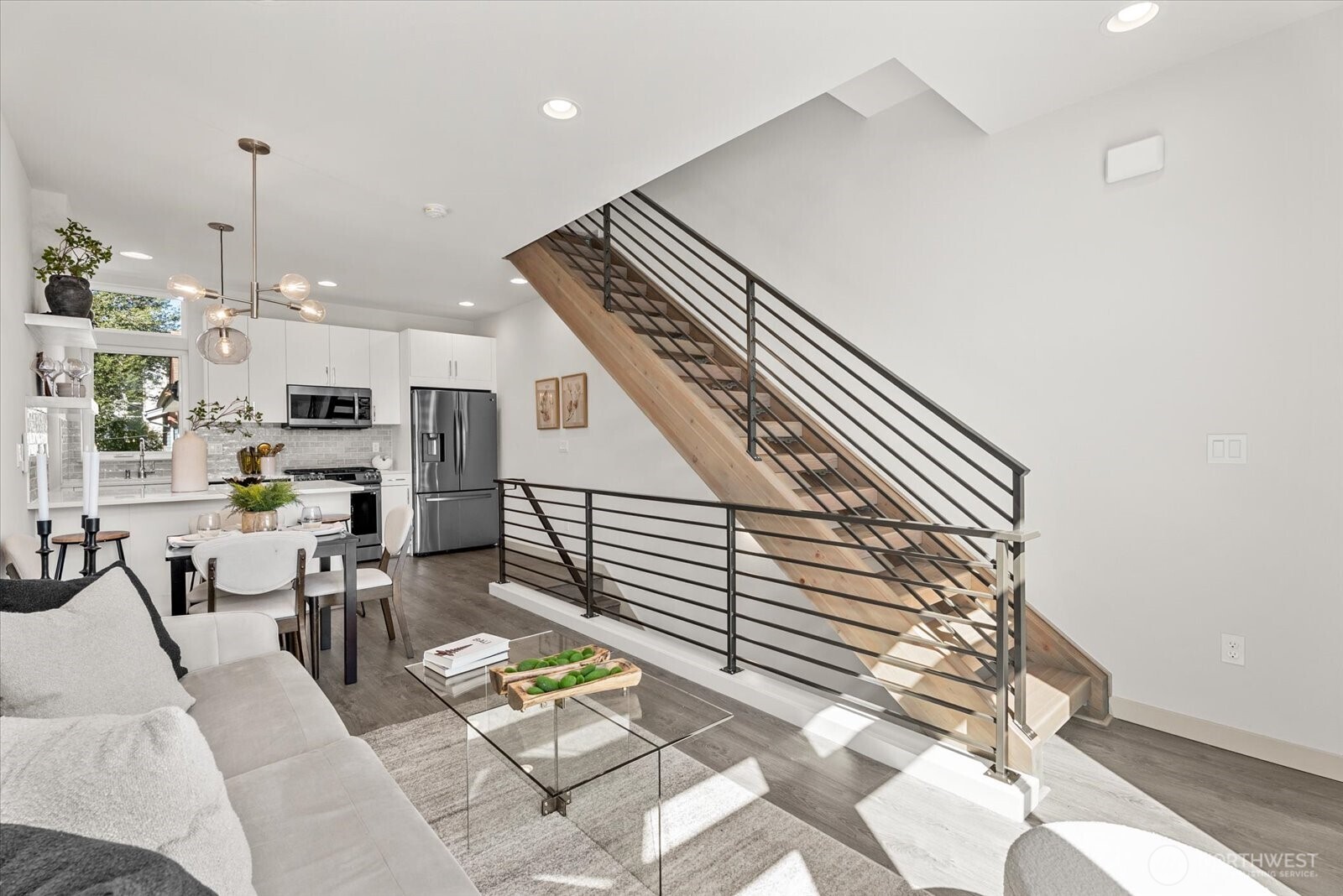 966 N Allen Place , Seattle, WA 98103