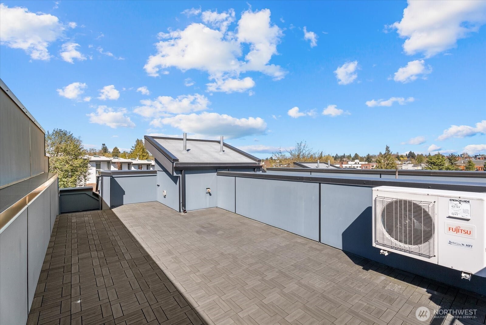 966 N Allen Place , Seattle, WA 98103