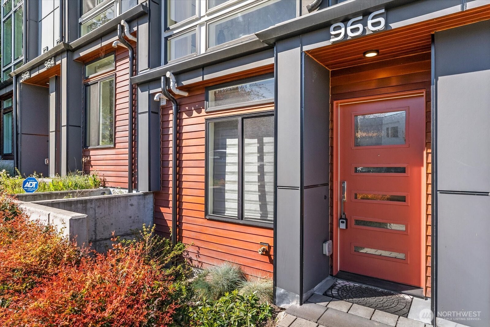 966 N Allen Place , Seattle, WA 98103