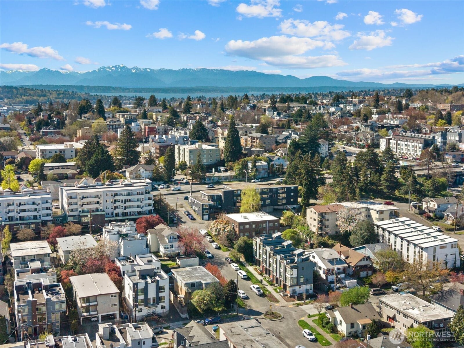 966 N Allen Place , Seattle, WA 98103