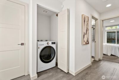 966 N Allen Place , Seattle, WA 98103 - Photo 7