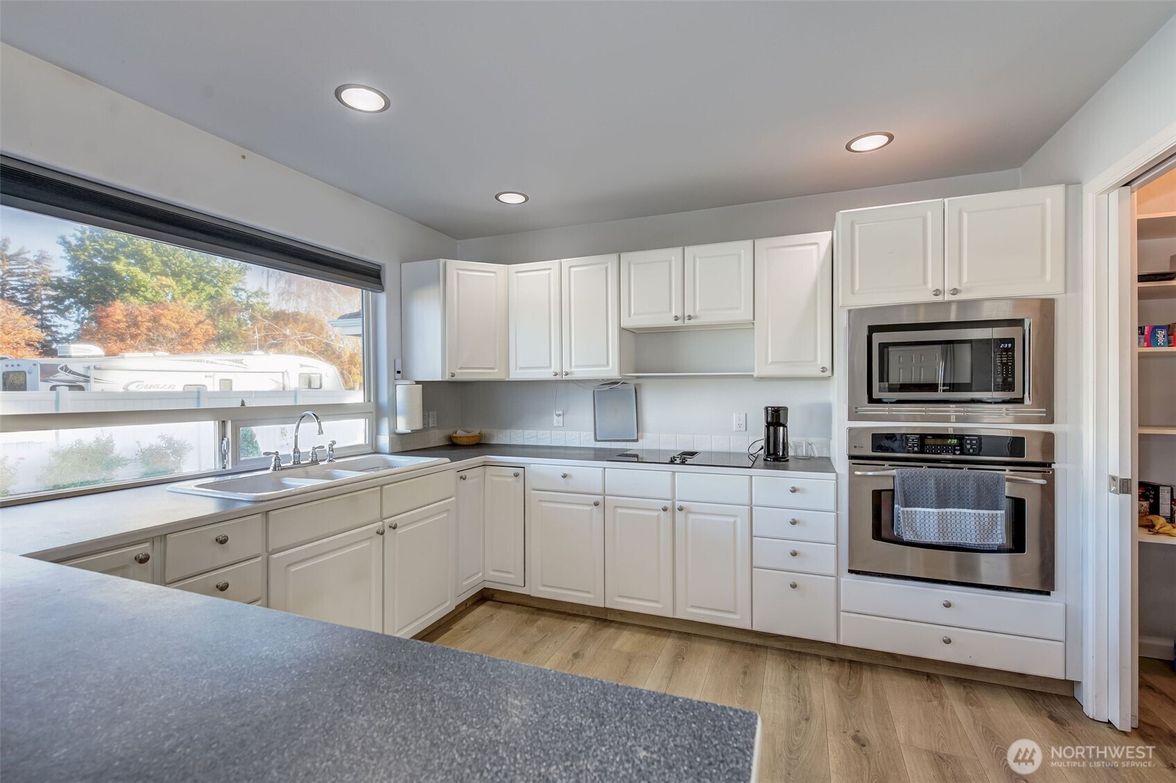 613 Meadow Drive , Wenatchee, WA 98801