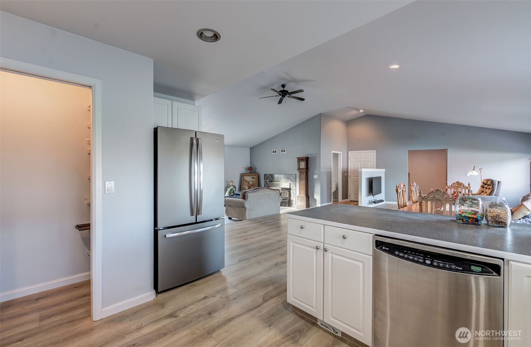 613 Meadow Drive , Wenatchee, WA 98801