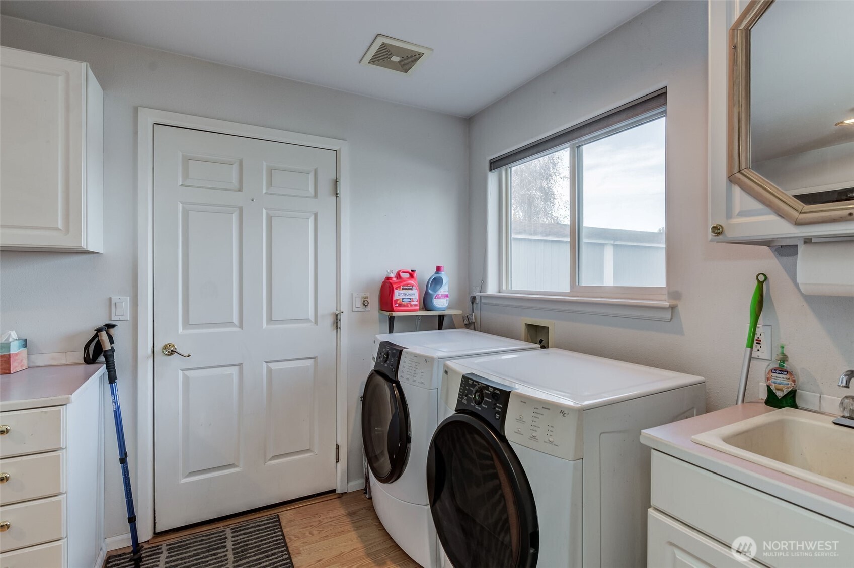 613 Meadow Drive , Wenatchee, WA 98801