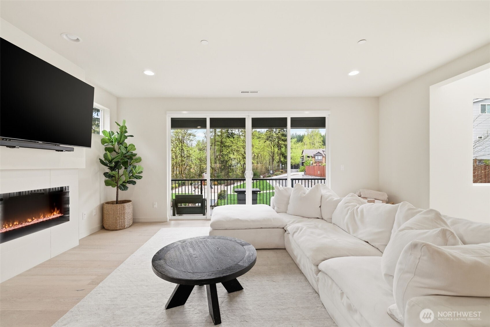 1050 NE 230th Avenue , Sammamish, WA 98074