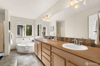 22419 SE 244th Street , Maple Valley, WA 98038 - Photo 15