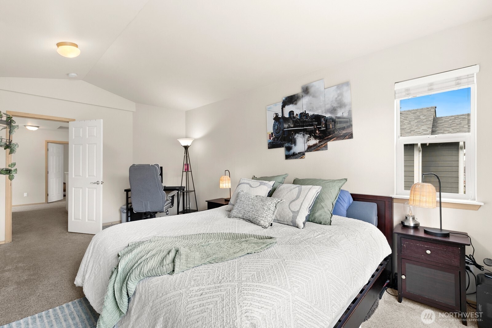 22419 SE 244th Street , Maple Valley, WA 98038