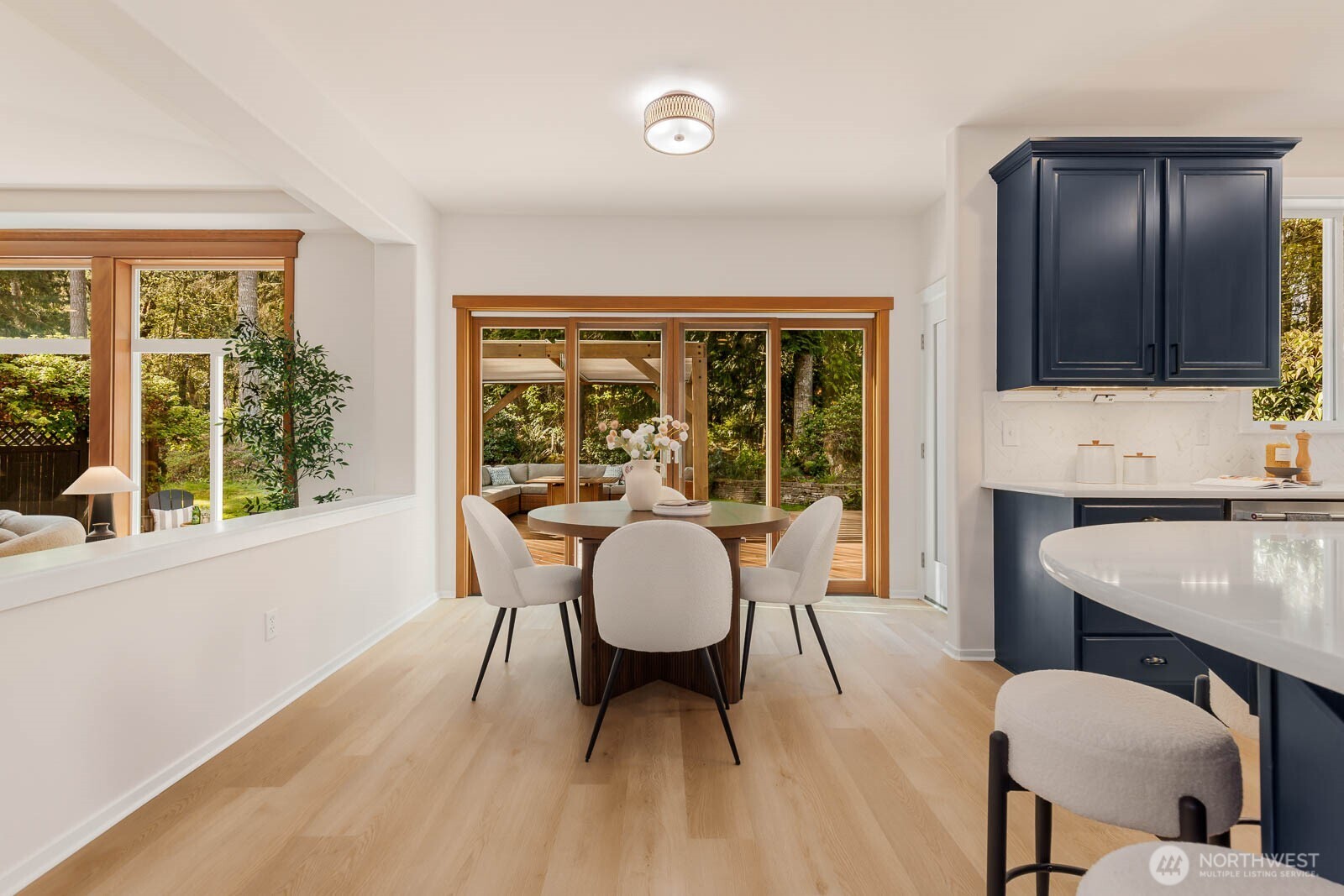 3463 NE Madison Way , Issaquah, WA 98029