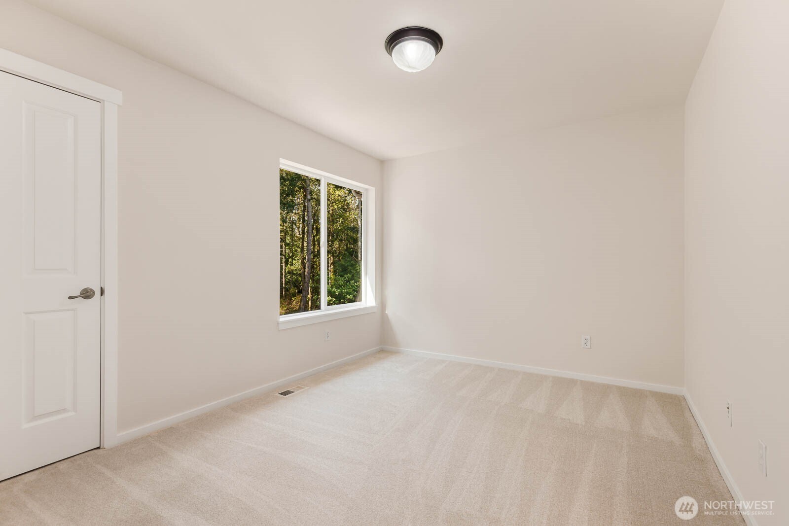 3463 NE Madison Way , Issaquah, WA 98029