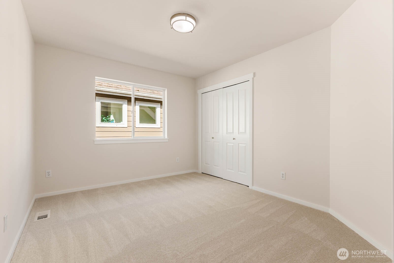 3463 NE Madison Way , Issaquah, WA 98029