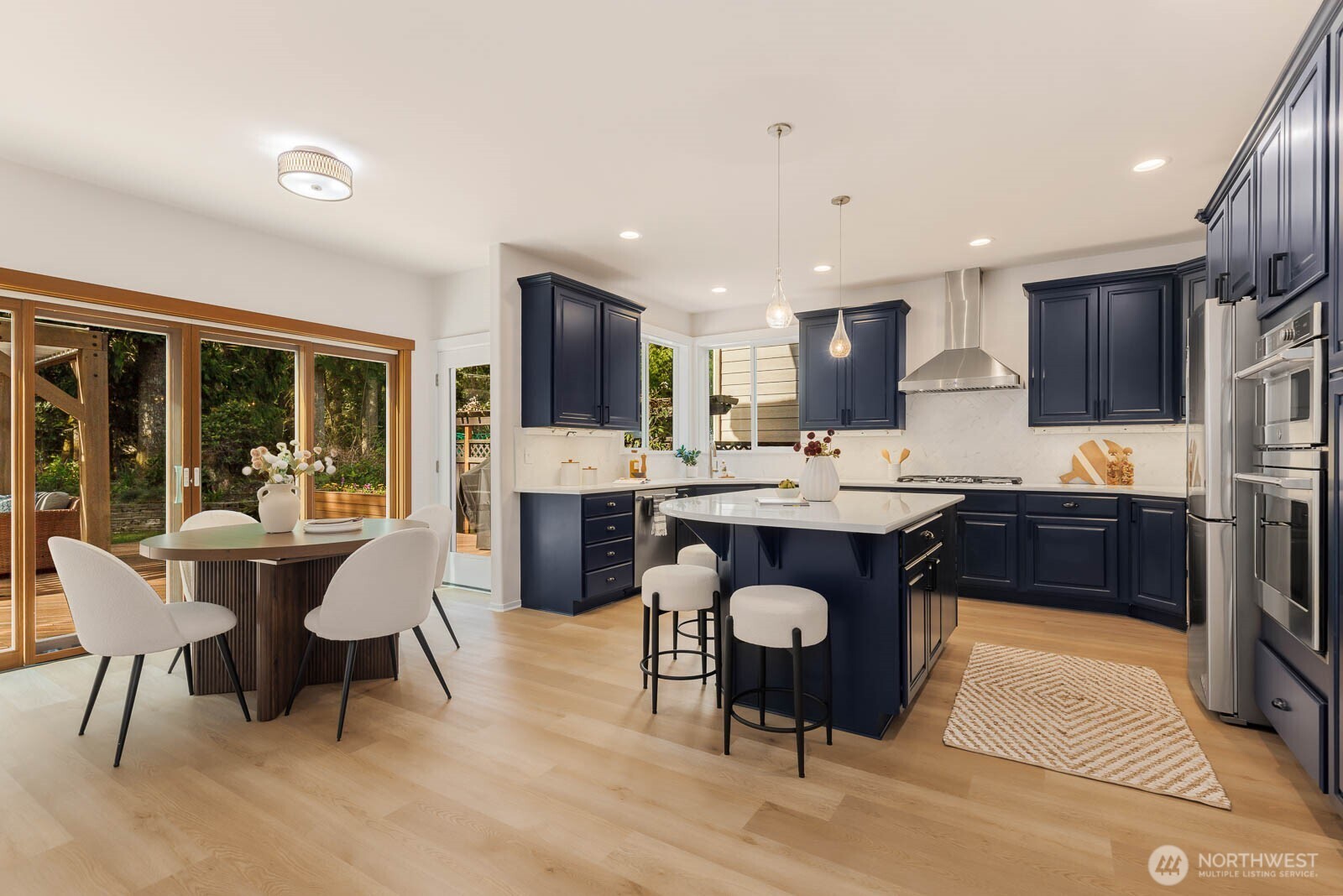 3463 NE Madison Way , Issaquah, WA 98029