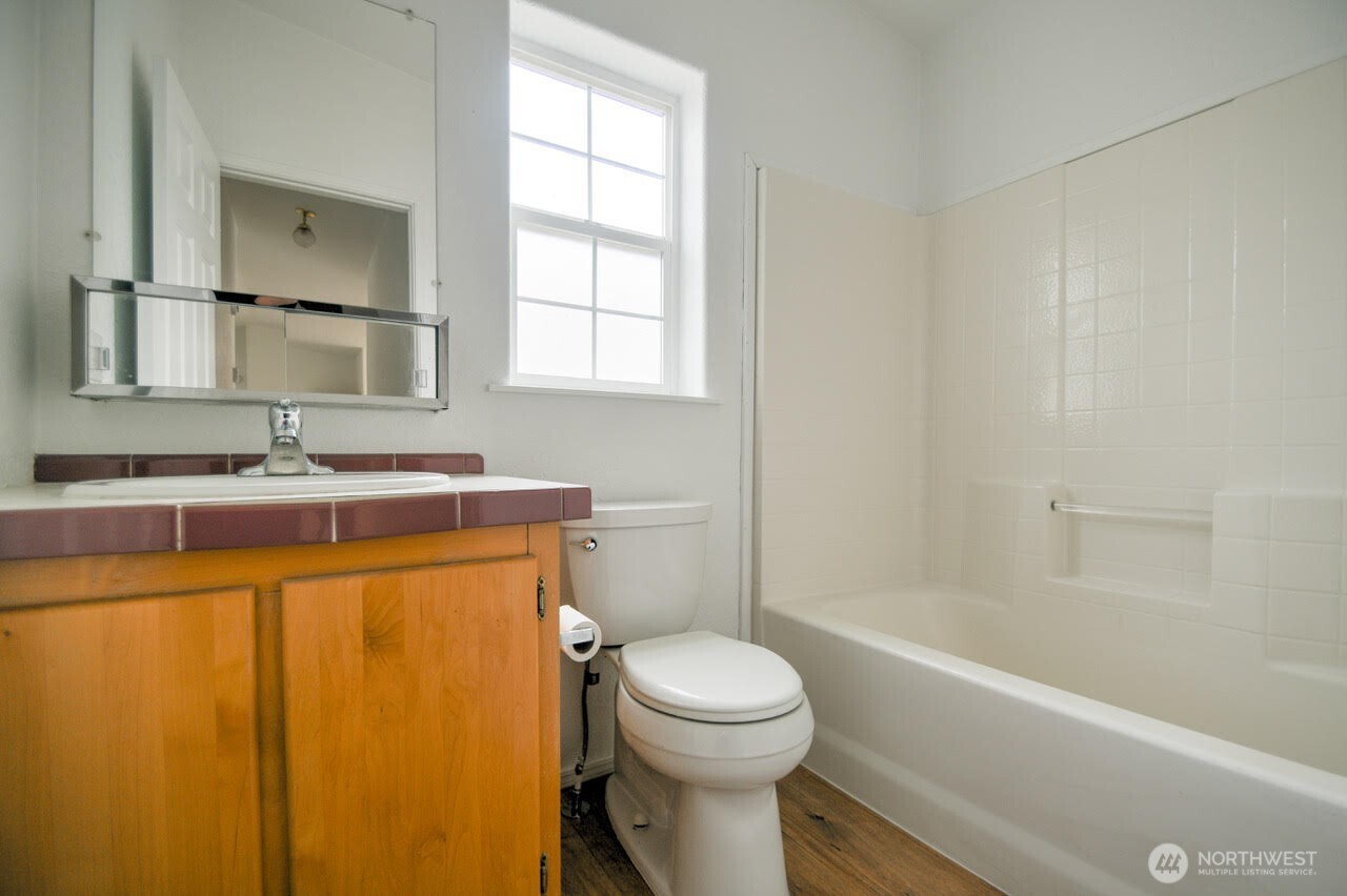 5088 W Gray Sea Eagle Lane SW, Olympia, WA 98512