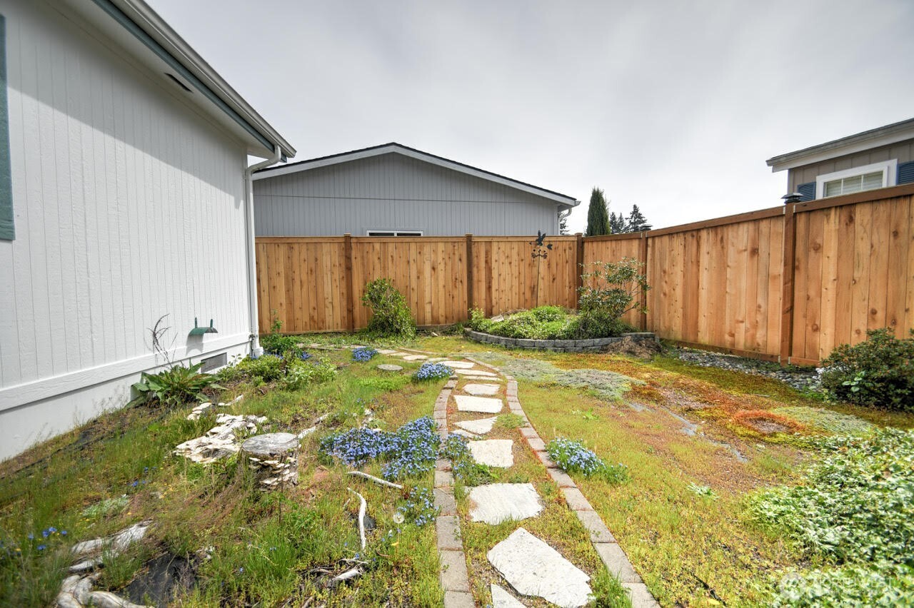 5088 W Gray Sea Eagle Lane SW, Olympia, WA 98512
