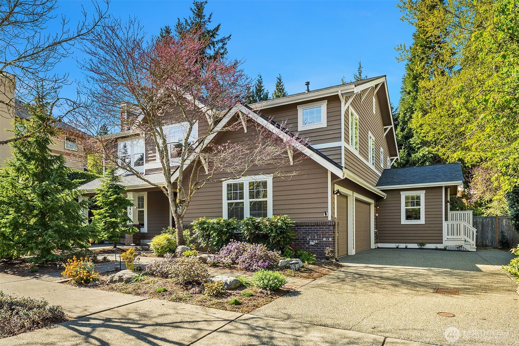 16290 SE 48th Drive , Bellevue, WA 98006