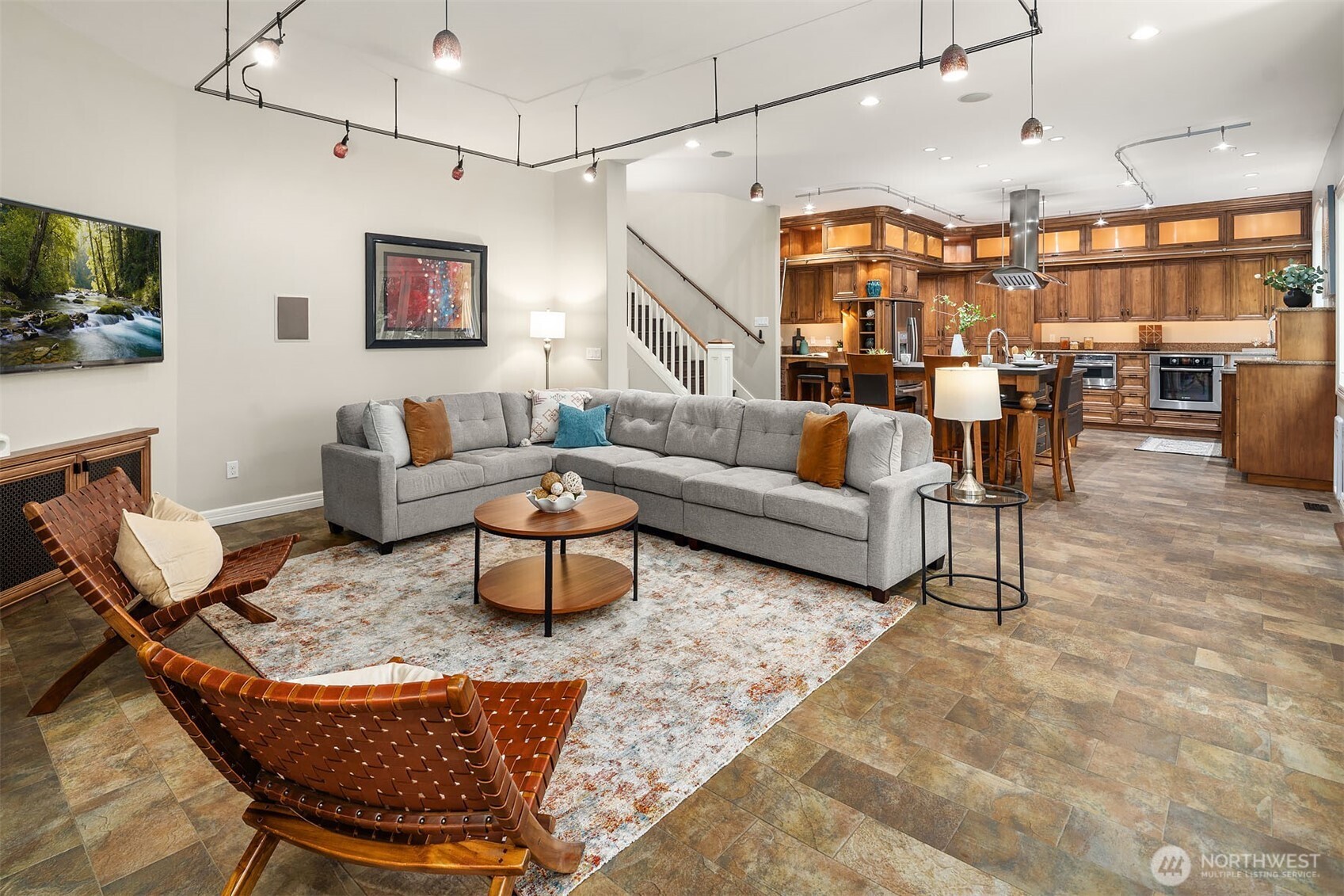 16290 SE 48th Drive , Bellevue, WA 98006