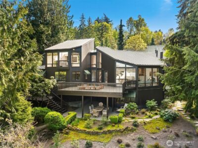 8438 N Mercer Way , Mercer Island, WA 98040 - Photo 2