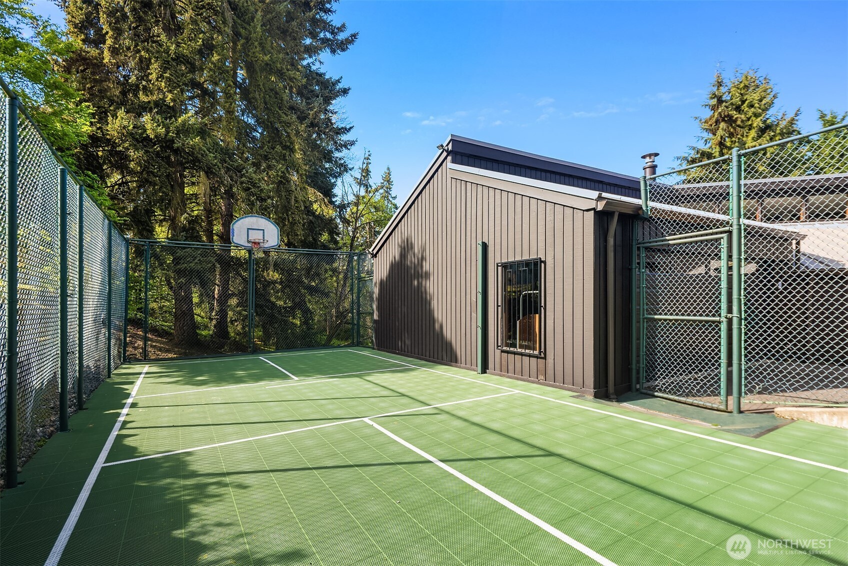 8438 N Mercer Way , Mercer Island, WA 98040