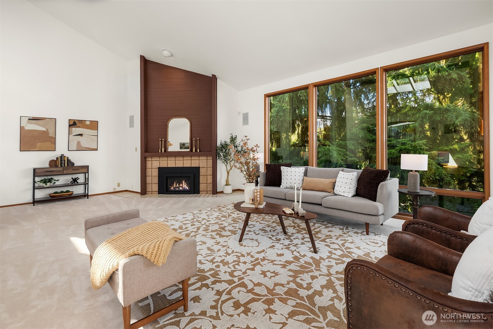8438 N Mercer Way , Mercer Island, WA 98040