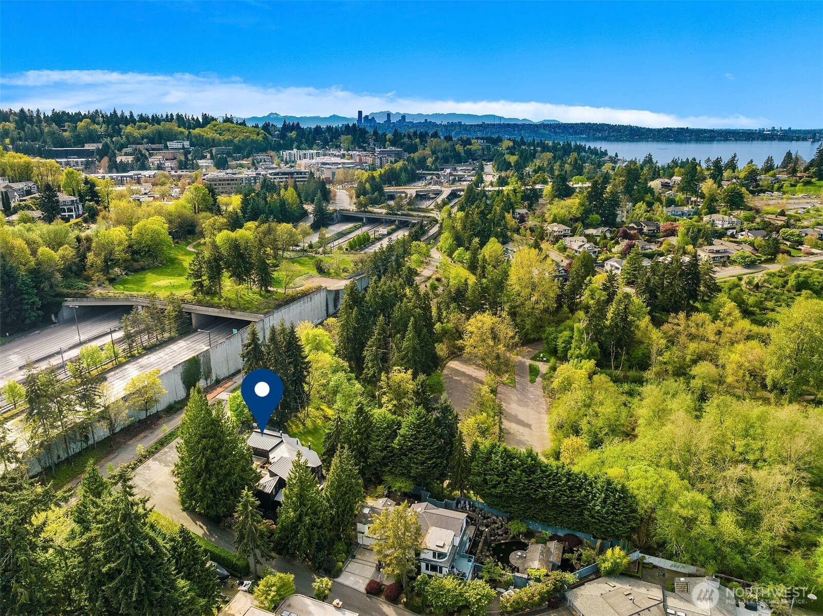 8438 N Mercer Way , Mercer Island, WA 98040