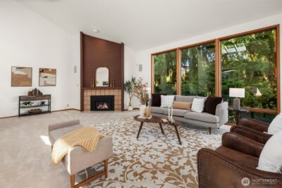 8438 N Mercer Way , Mercer Island, WA 98040 - Photo 4