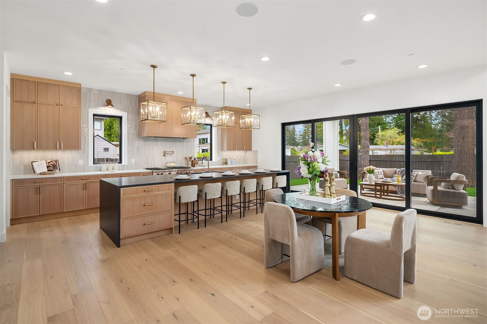 15134 SE 41st Street , Bellevue, WA 98006