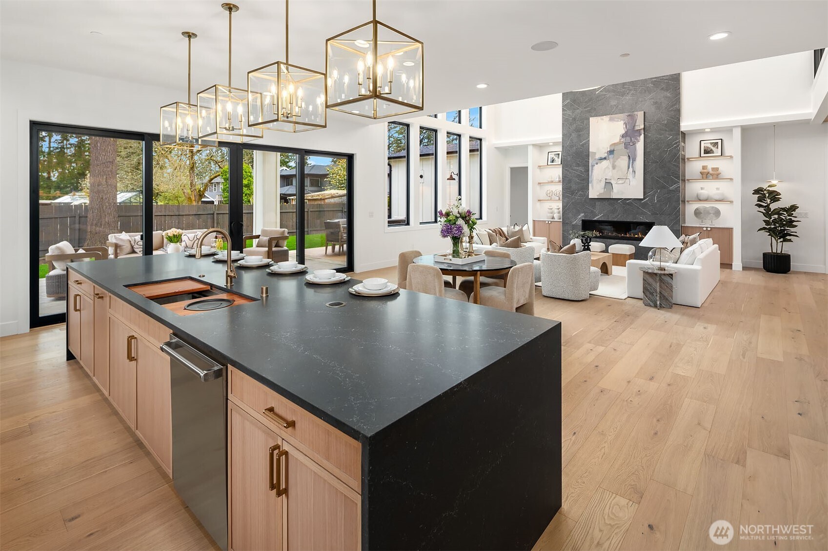 15134 SE 41st Street , Bellevue, WA 98006
