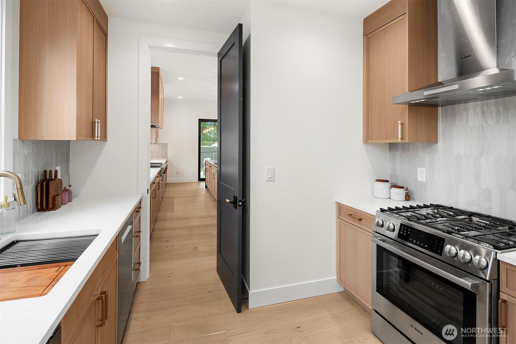 15134 SE 41st Street , Bellevue, WA 98006