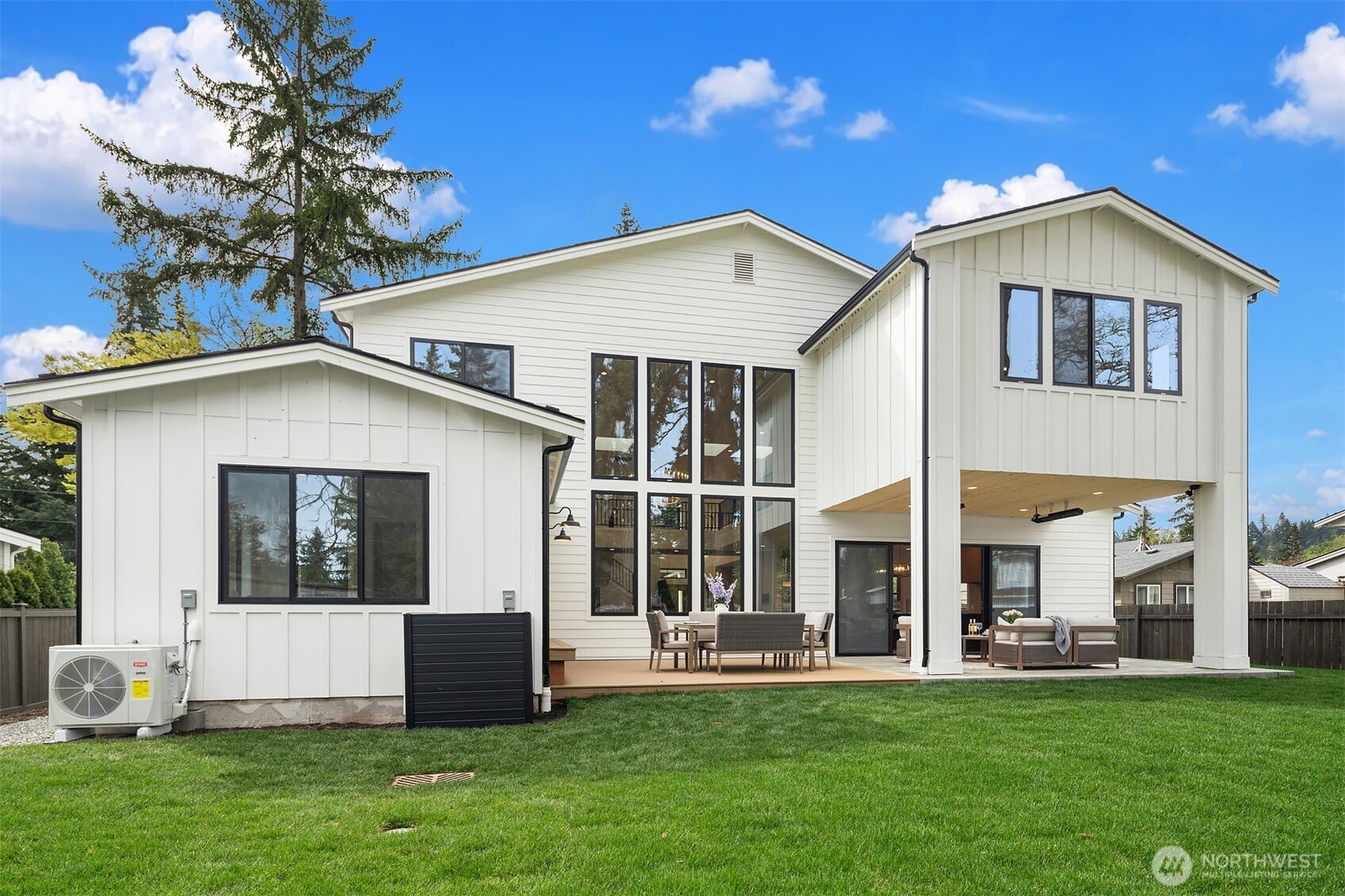 15134 SE 41st Street , Bellevue, WA 98006