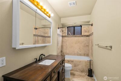 20709 NE 79th Street , Redmond, WA 98053 - Photo 32