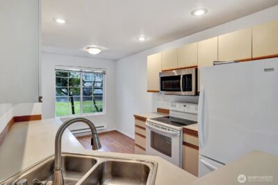 2100 S 336th Street #L3, Federal Way, WA 98003 - Photo 5