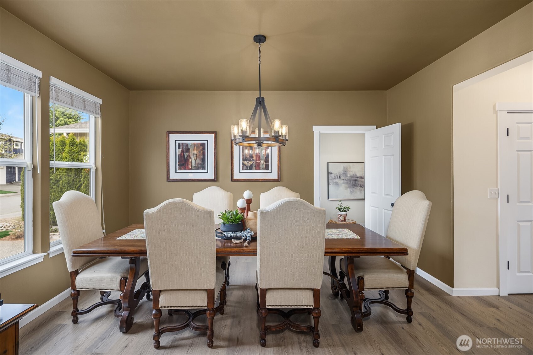 526 Rosario Avenue NE, Renton, WA 98059