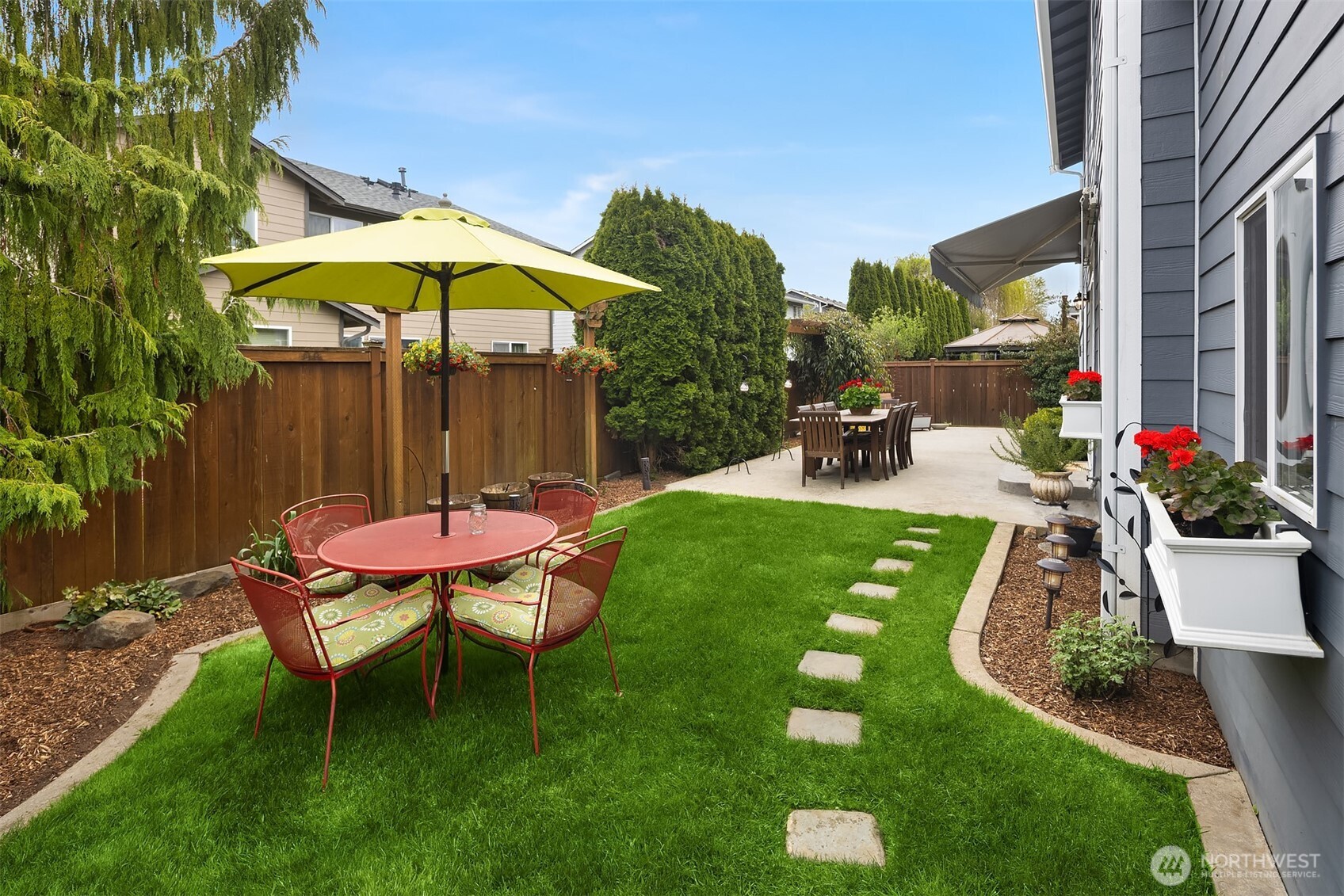 526 Rosario Avenue NE, Renton, WA 98059