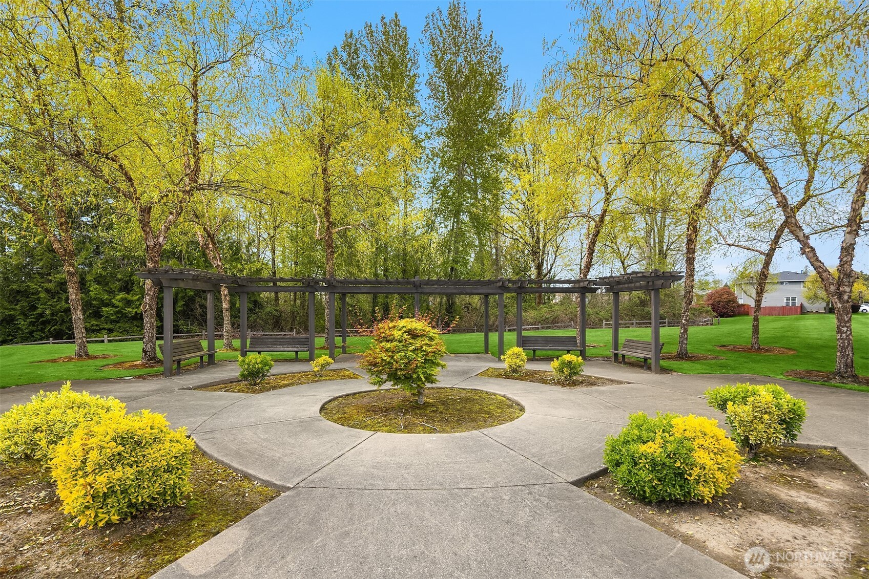 526 Rosario Avenue NE, Renton, WA 98059