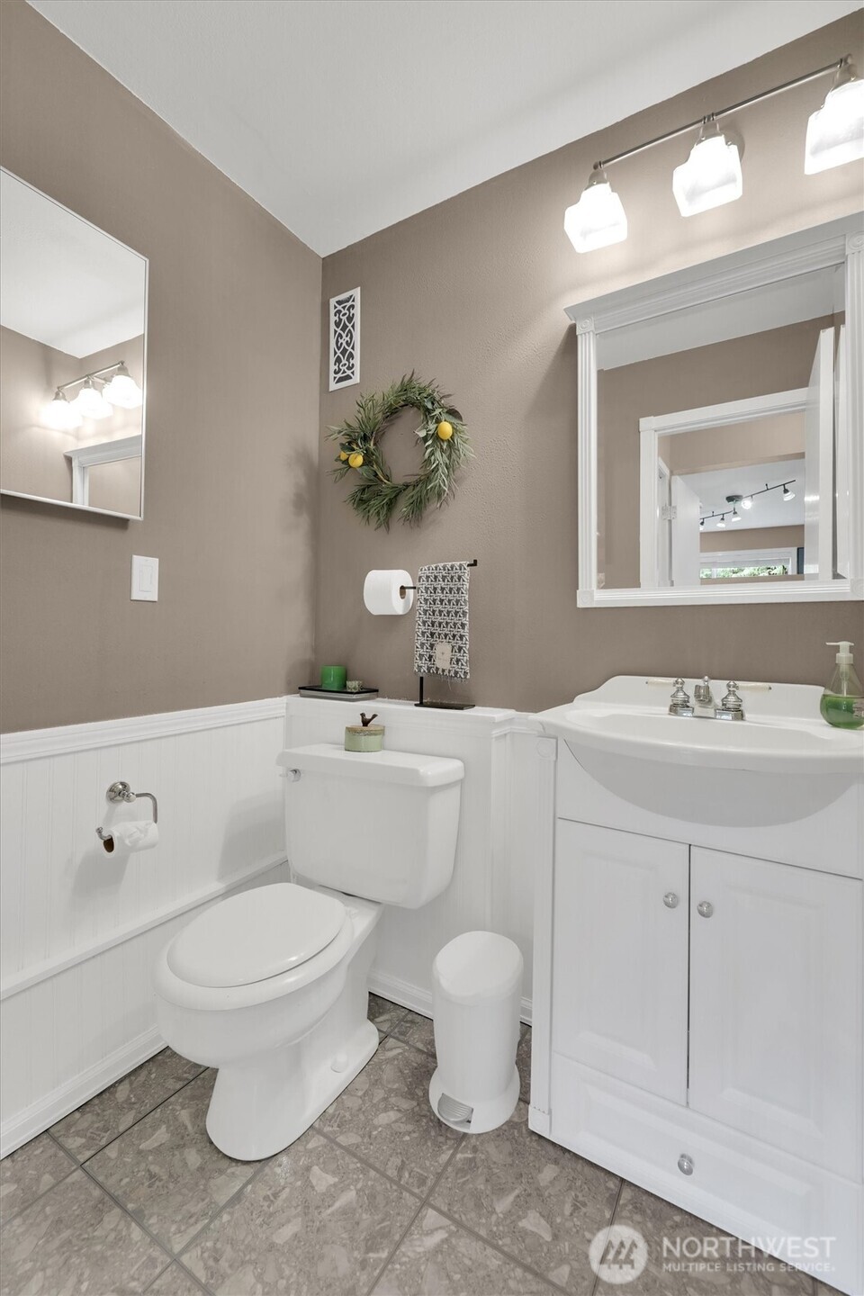 2212 186th Avenue NE, Redmond, WA 98052