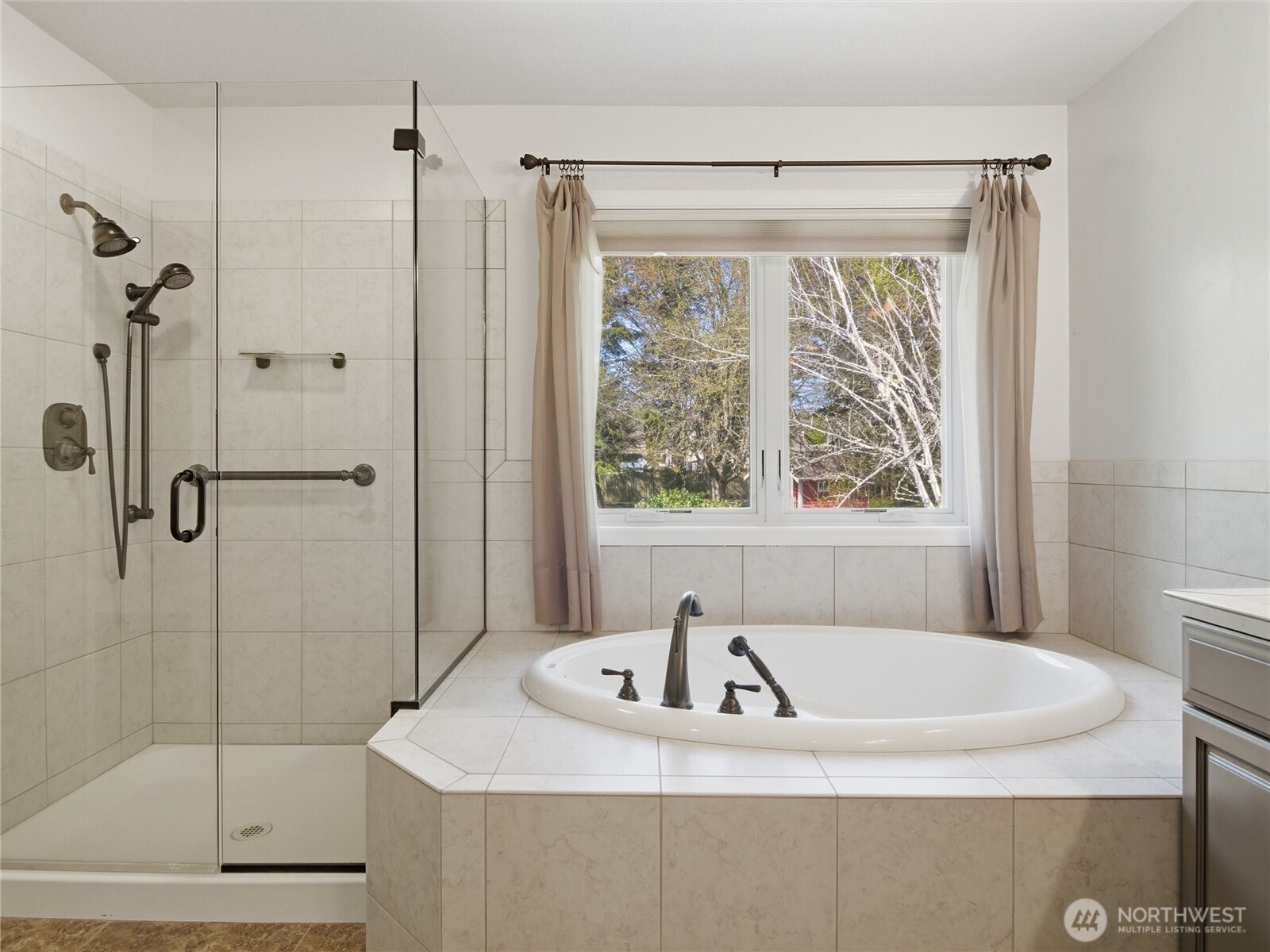 2904 Benjamin Court SE, Olympia, WA 98501