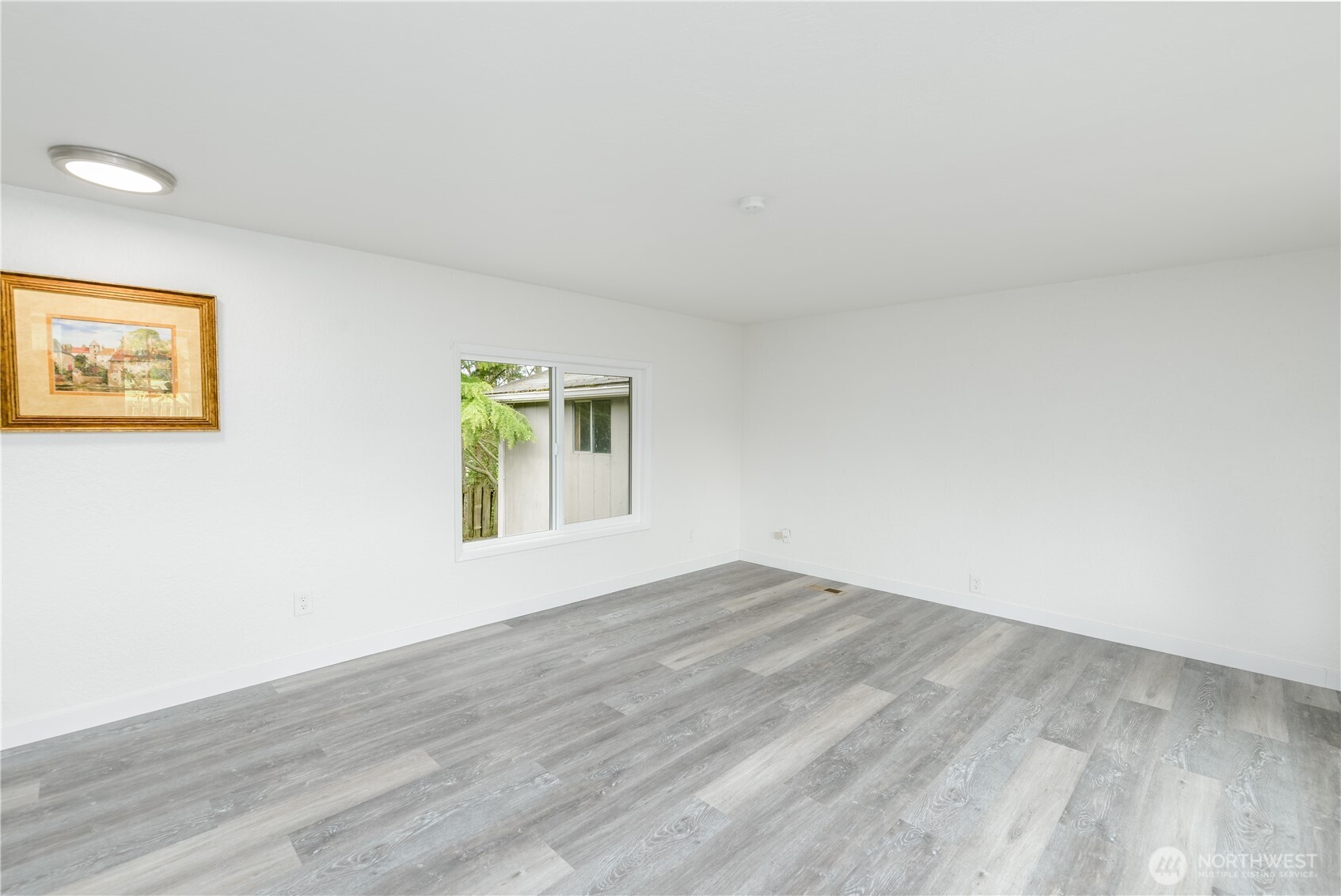 251 Washington Harbor Rd , Sequim, WA 98382
