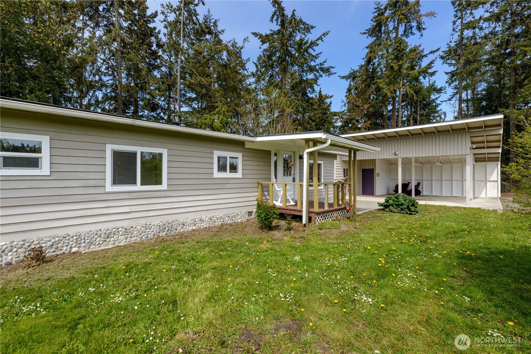 251 Washington Harbor Rd , Sequim, WA 98382